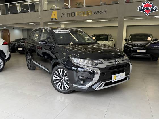 MITSUBISHI OUTLANDER 2.0 MIVEC GASOLINA HPE AUTOMÁTICO